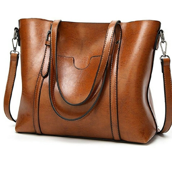 Handbags - NWOT leather tote